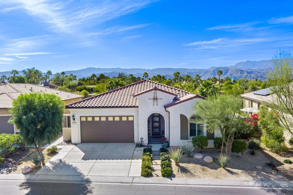 Residential for sale at 55 Cabernet, Rancho Mirage CA featuring 2 beds and 2 baths