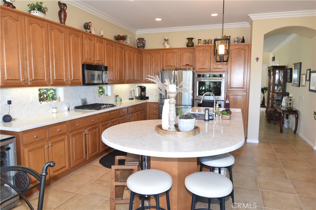 Residential for sale at 24622 Gleneagles, Corona CA featuring 2 beds and 3 baths