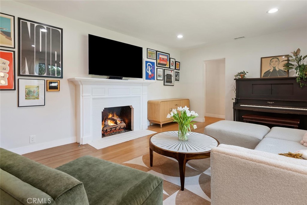 Residential for sale at 6554 Colbath Avenue, Valley Glen CA featuring 3 beds and 3 baths