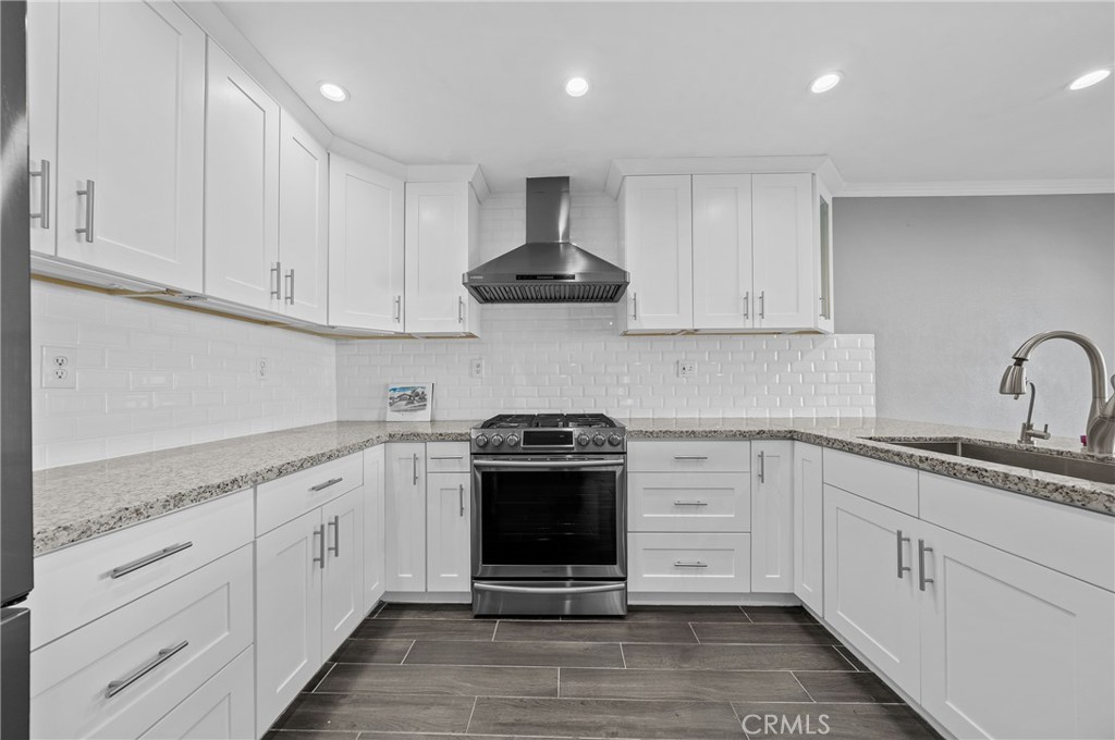 Residential Lease for rent at 2647 Calle Martos, Duarte CA featuring 3 beds and 2 baths