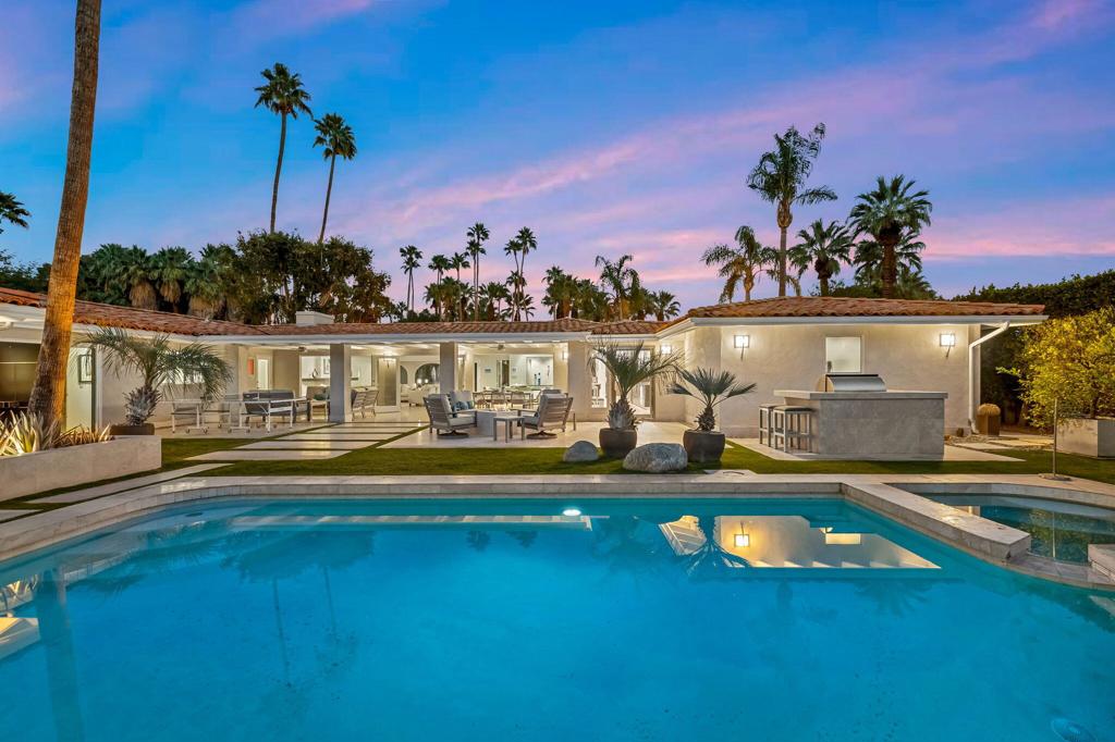 Residential for sale at 1255 Camino Mirasol, Palm Springs CA featuring 4 beds and 5 baths