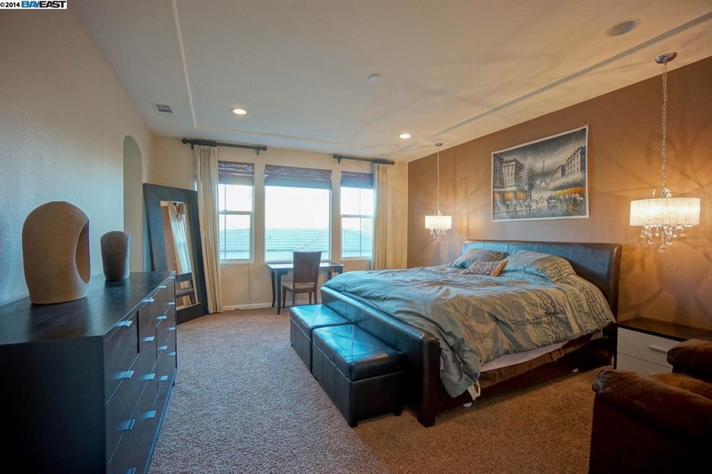 Residential Lease for rent at 3200 3200 Spicewood Ln, San Ramon CA featuring 5 beds and 5 baths