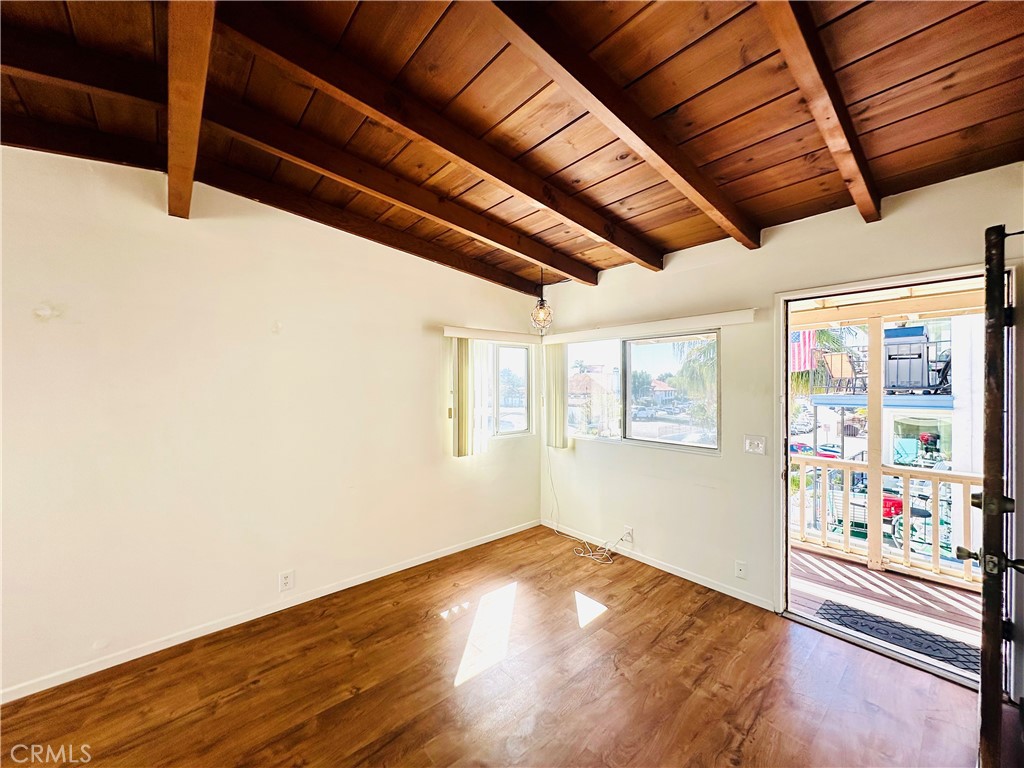 Residential Lease for rent at 216 Avenida Cabrillo, San Clemente CA featuring 1 bed and 1 bath