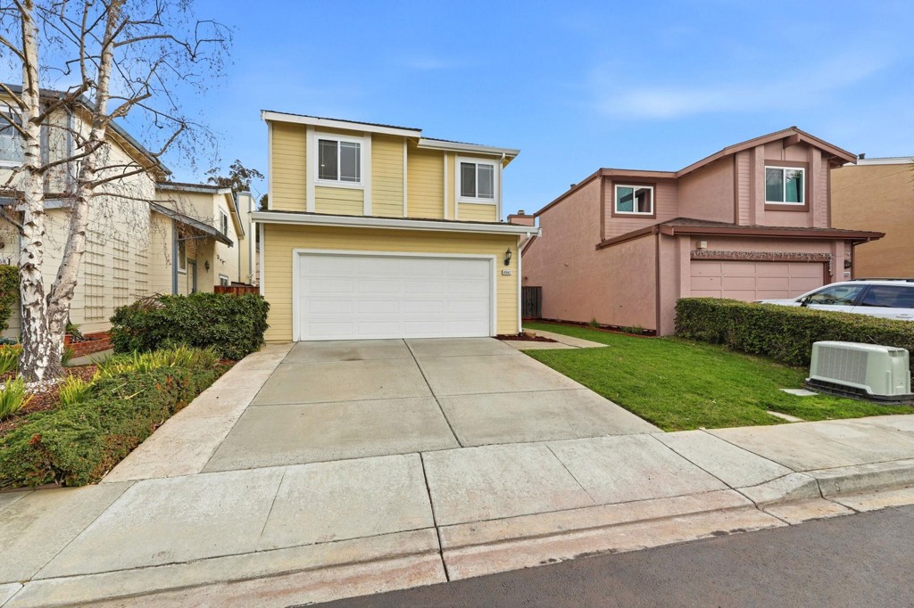 Residential for sale at 4862 4862 Garnet Cmn, Fremont CA featuring 3 beds and 3 baths