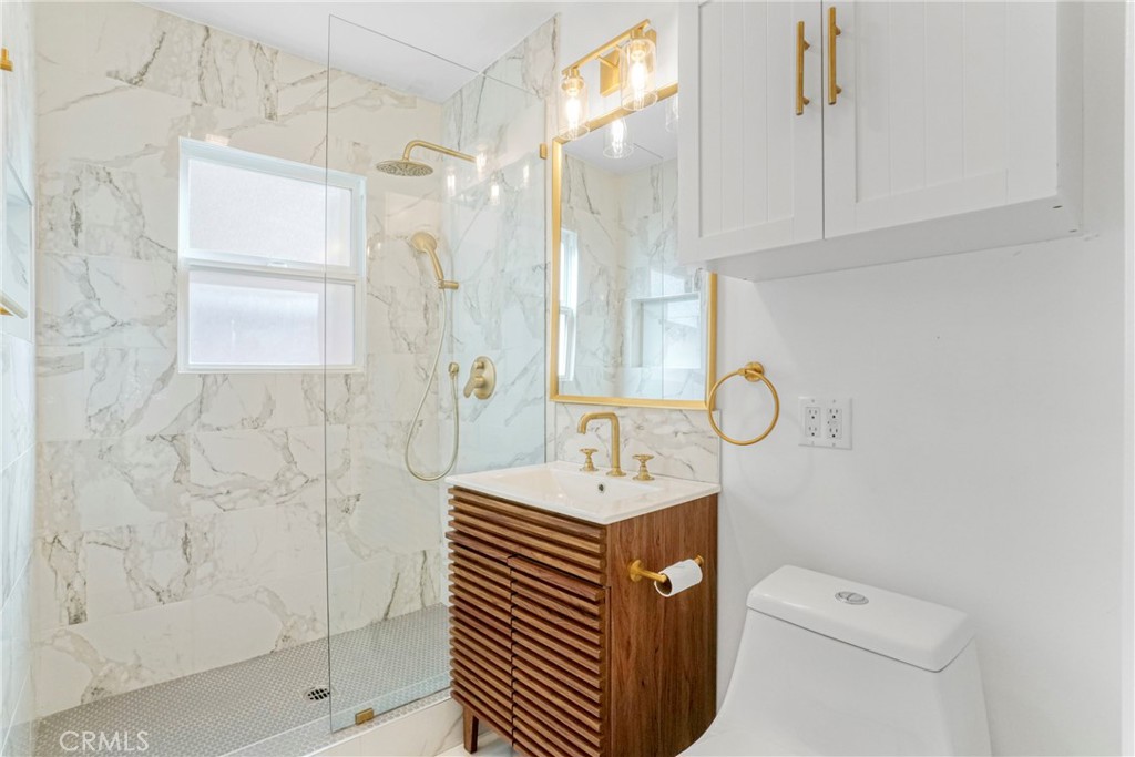 Residential Lease for rent at 1524 E Mariposa Avenue, El Segundo CA featuring 3 beds and 2 baths