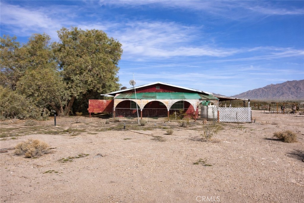 Residential for sale at 88020 Amboy, 29 Palms CA featuring 1 bed and 1 bath