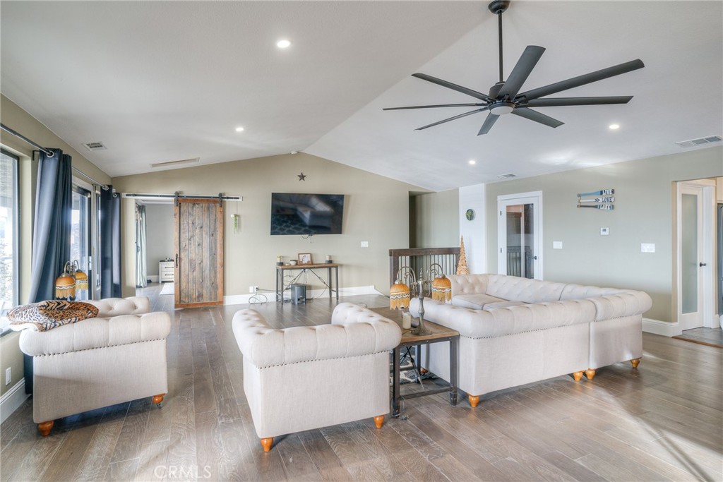 Residential for sale at 68 Bobcat Saddle, Oroville CA featuring 3 beds and 3 baths