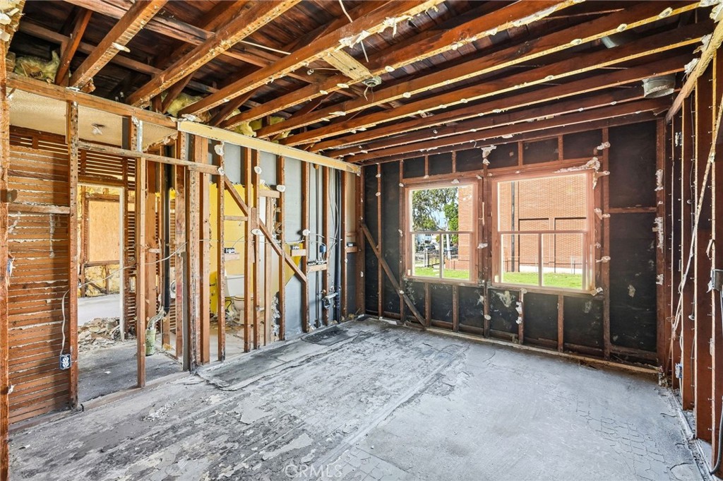 Residential Income for sale at 511 S Brand, San Fernando CA