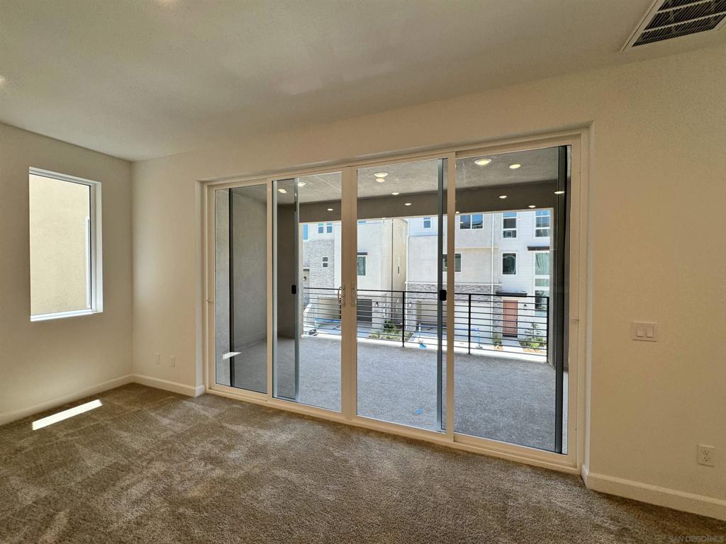 Residential Lease for rent at 11830 Ella Way, San Diego, San Diego County CA featuring 4 beds and 4 baths