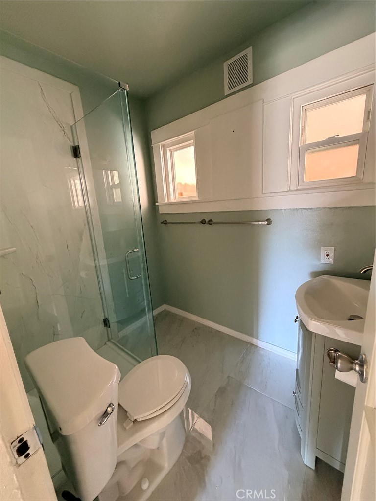 Residential Lease for rent at 123 Orange Grove Ave, Placentia CA featuring 2 beds and 1 bath