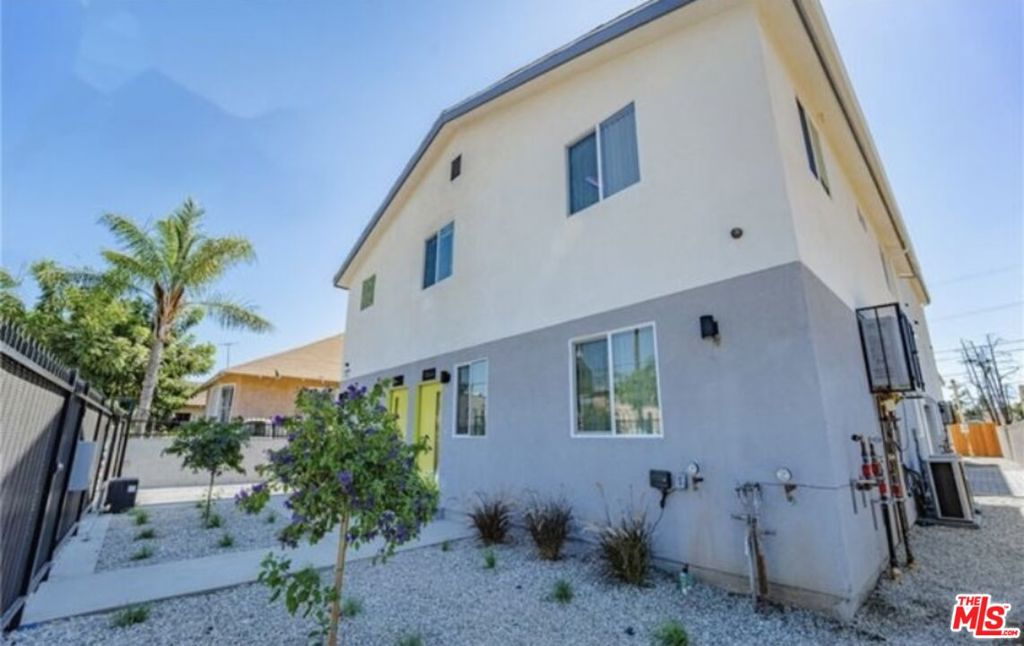 Residential Lease for rent at 1348 E Vernon Avenue 1348, Los Angeles, Los Angeles County CA featuring 4 beds and 3 baths