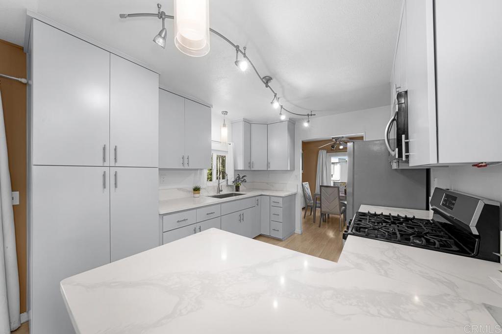 Manufactured In Park for sale at 444 Anita Street 95, Chula Vista CA featuring 2 beds and 2 baths