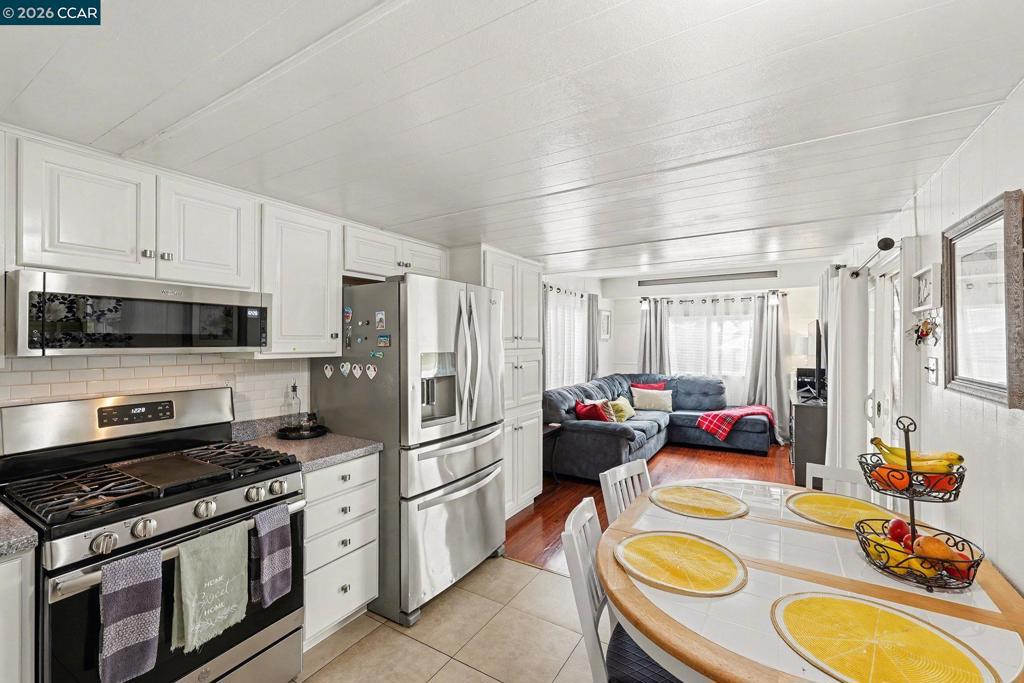 Manufactured In Park for sale at 75 75 E Bolton Rd, Oakley CA featuring 3 beds and 1 bath