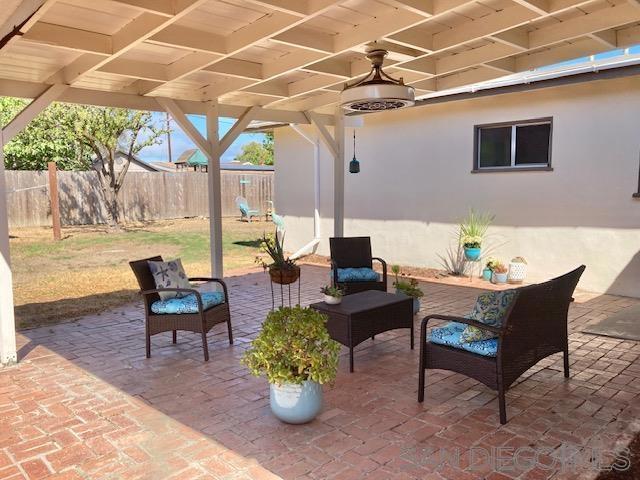 Residential Lease for rent at 4628 Coconino Way, San Diego, San Diego County CA featuring 3 beds and 2 baths