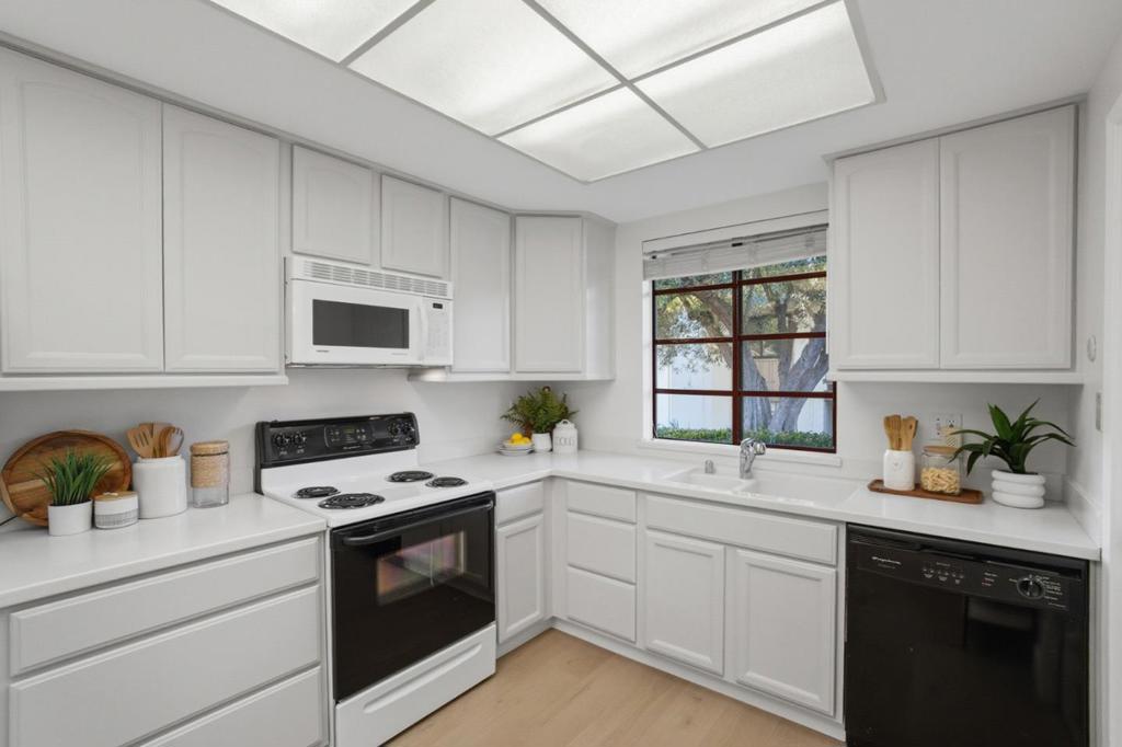 Active for sale at San Jose, CA, San Jose, CA CA and 1 bath