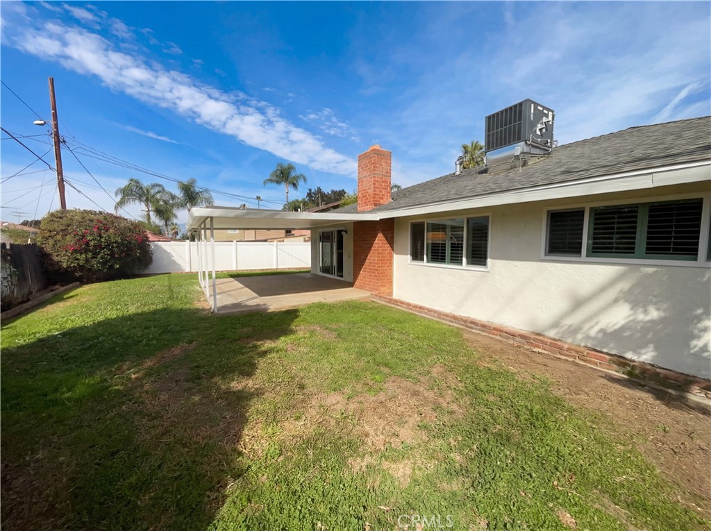 Residential for sale at 2906 Miguel, Riverside CA featuring 3 beds and 2 baths