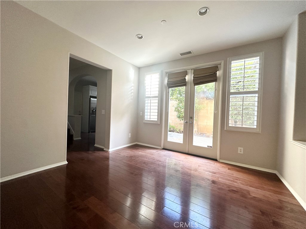 Residential Lease for rent at 67 Canal, Irvine CA featuring 3 beds and 3 baths