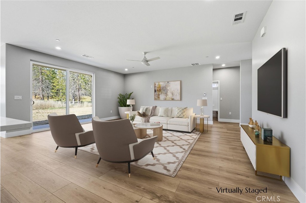 Residential for sale at 22613 Royal, Tehachapi CA featuring 3 beds and 2 baths