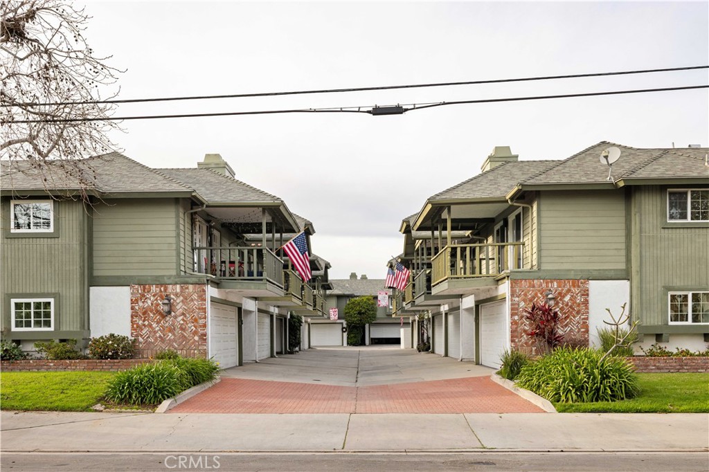 Residential for sale at 2231 Pacific A1, Costa Mesa CA featuring 3 beds and 2 baths