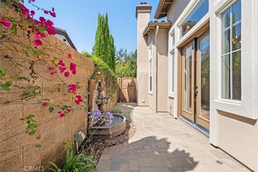 Residential Lease for rent at 6326 Camino Marinero, San Clemente CA featuring 5 beds and 3 baths