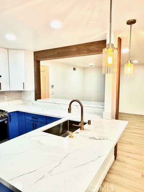 Active for sale at Lakewood, CA, Lakewood, CA CA and 2 baths