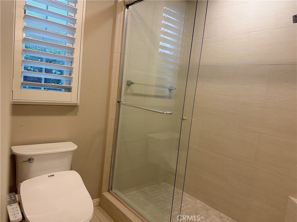 Residential Lease for rent at 114 Mountain Violet, Irvine CA featuring 4 beds and 3 baths