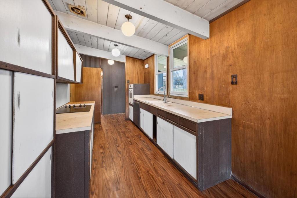 Residential for sale at 1936 Edgewood Drive, Palo Alto CA featuring 4 beds and 2 baths