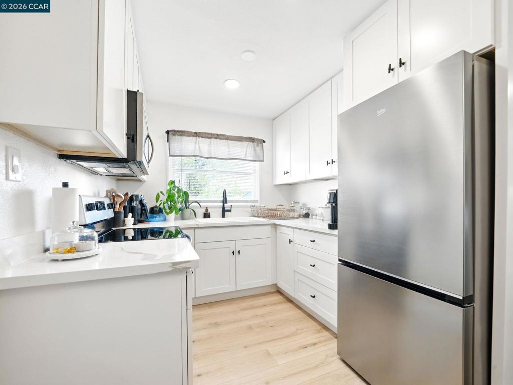 Residential for sale at 20 20 Chesley Ct, Vallejo CA featuring 3 beds and 1 bath