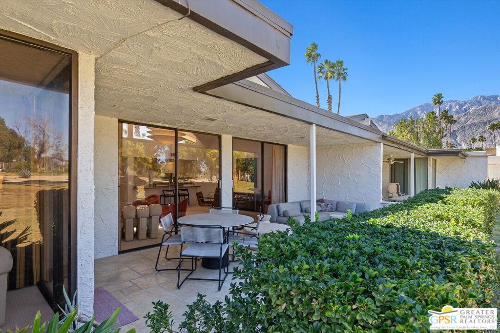 Residential for sale at 2224 Casitas Way, Palm Springs CA featuring 2 beds and 2 baths