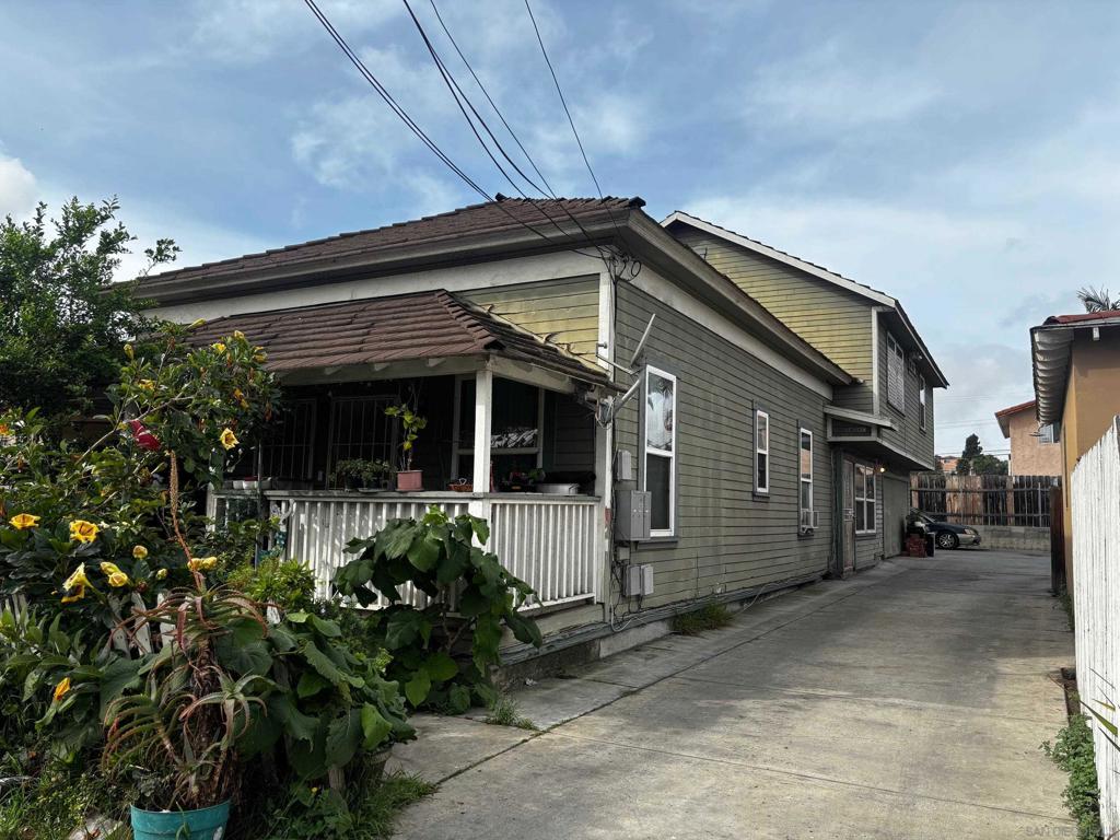 Residential for sale at 534 S Gregory S, San Diego CA featuring 10 beds and 4 baths