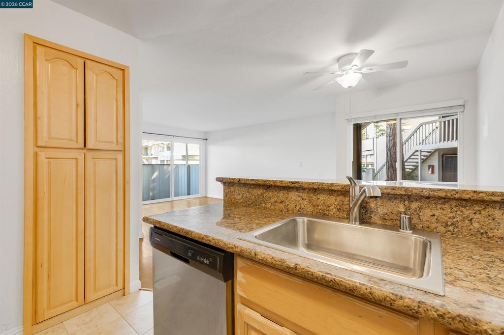 Residential for sale at 5450 5450 Concord Blvd M3, Concord CA featuring 2 beds and 1 bath