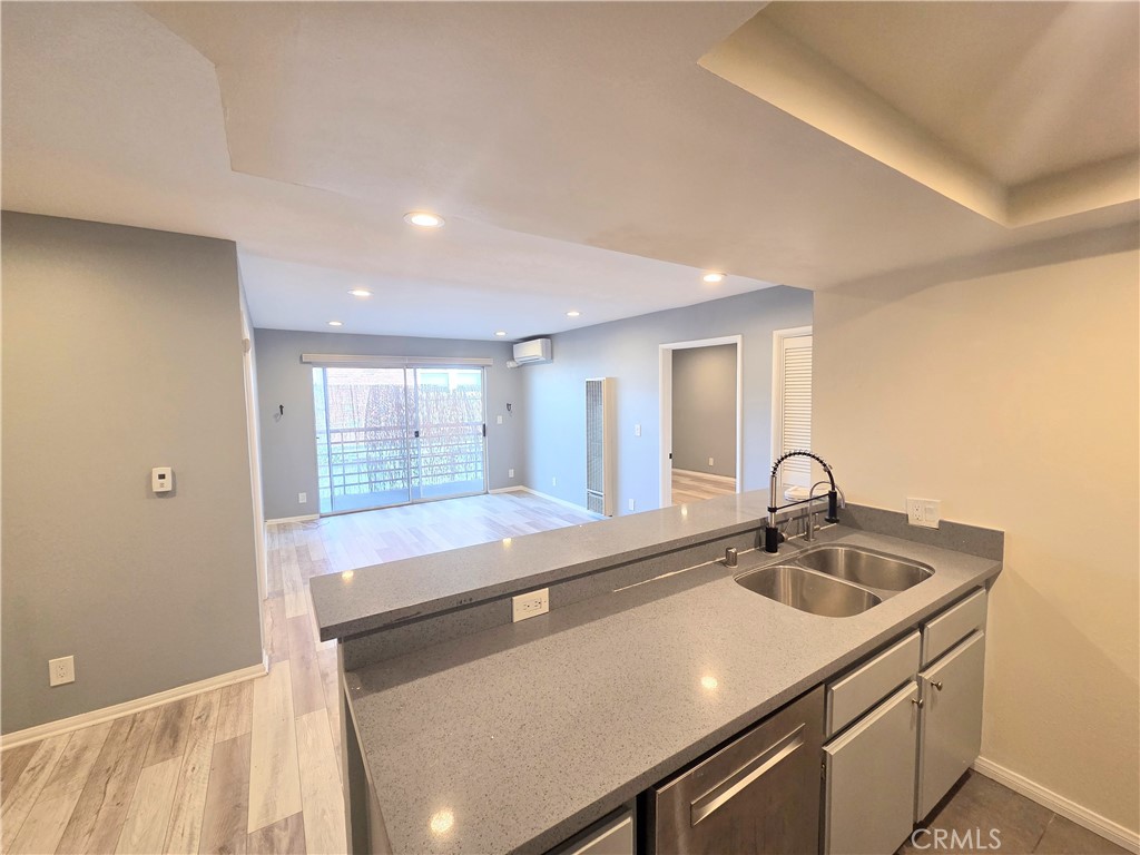 Residential Lease for rent at 327 Chestnut, Long Beach CA featuring 2 beds and 2 baths