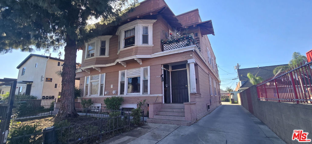 Residential Income for sale at 1315 S Westmoreland Avenue, Los Angeles, CA featuring 8 beds and 4 baths