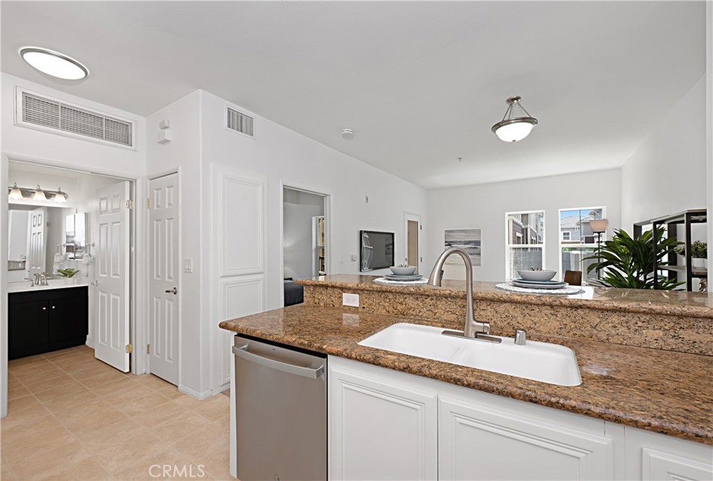 Active for sale at Torrance, CA, Torrance, CA CA and 1 bath