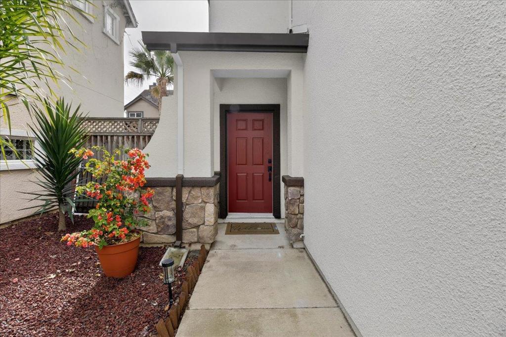Residential for sale at 1960 Bradbury Street, Salinas CA featuring 3 beds and 3 baths