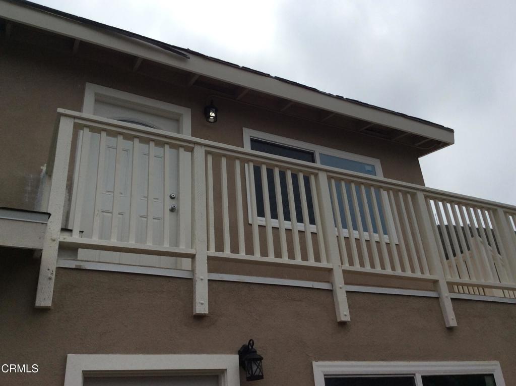 Residential Lease for rent at 158 E Ramona Street, Ventura, Ventura County CA featuring 2 beds and 1 bath