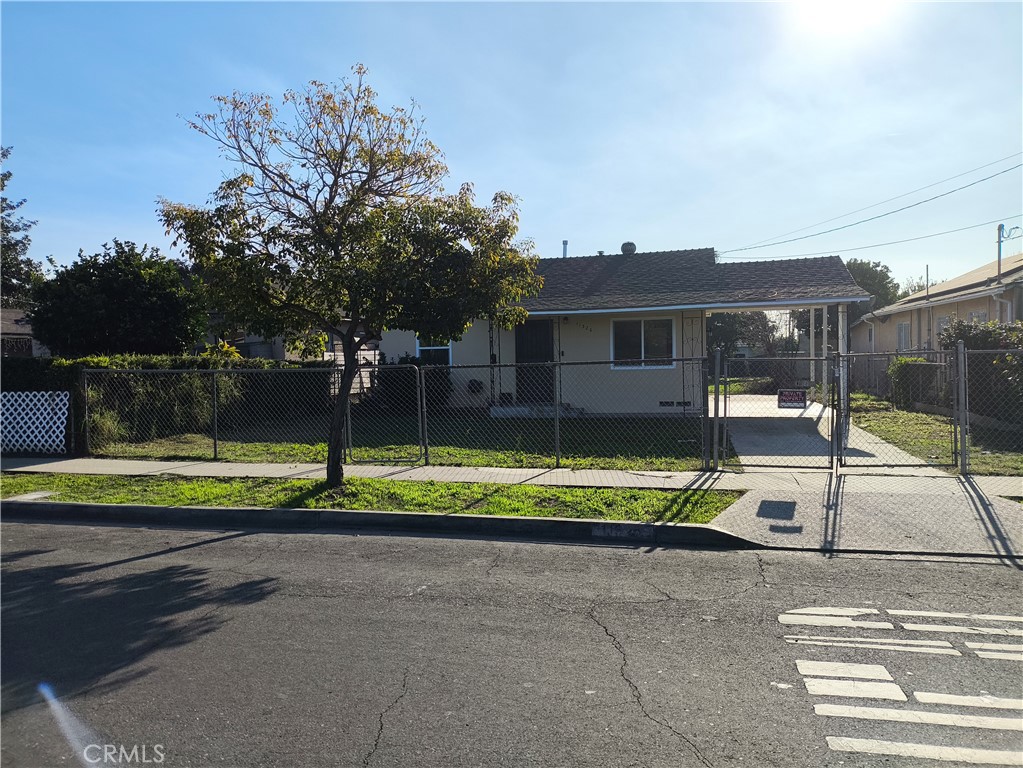 Residential for sale at 11326 Forest Grove, El Monte CA featuring 2 beds and 1 bath