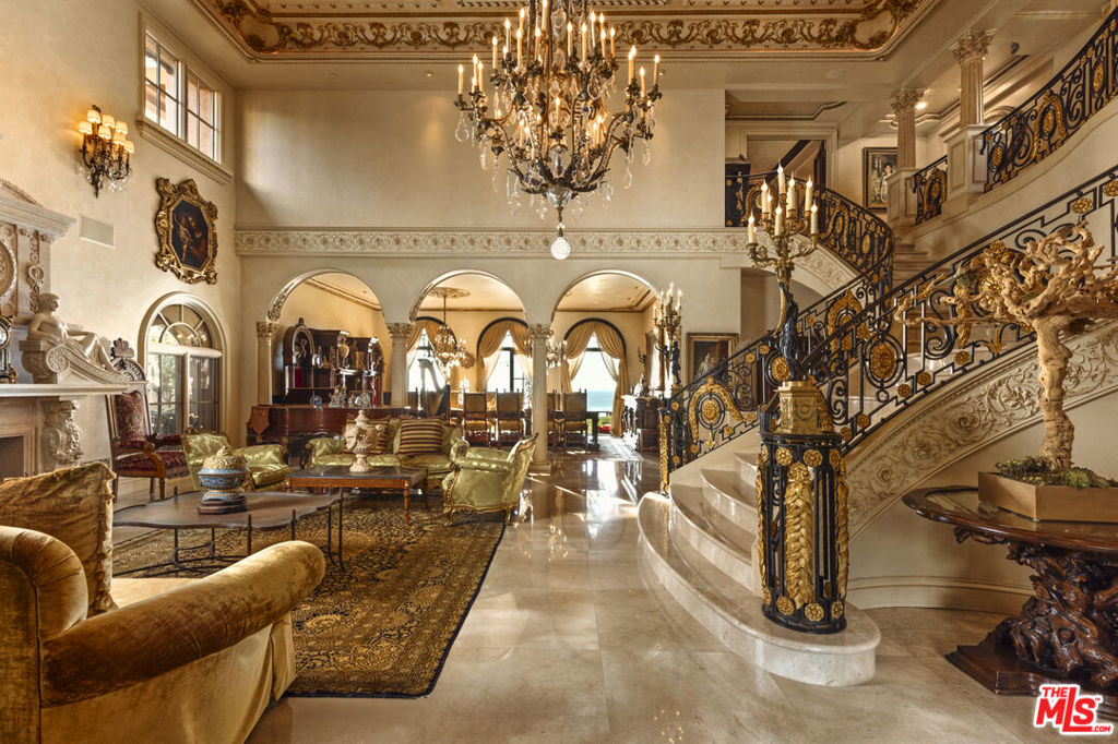 Residential Lease for rent at , Newport Coast, Orange CA featuring 5 beds and 7 baths