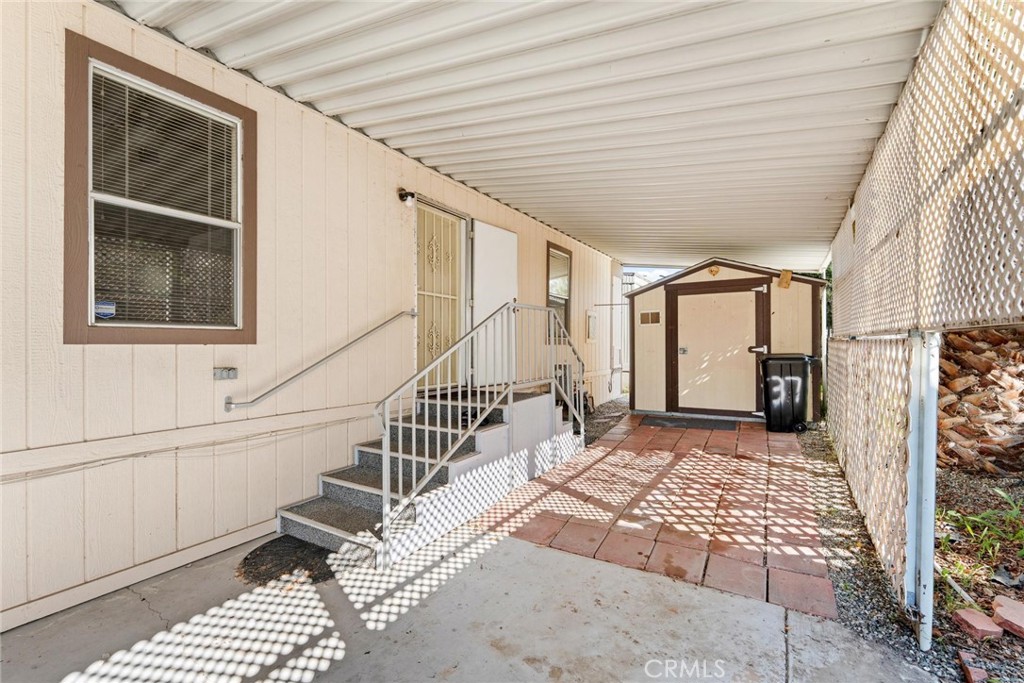 Manufactured In Park for sale at 530 W Devonshire Avenue 37, Hemet CA featuring 2 beds and 2 baths