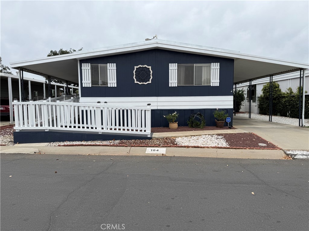 Manufactured In Park for sale at 27601 Sun City Blvd Spc 104, Menifee CA featuring 2 beds and 2 baths