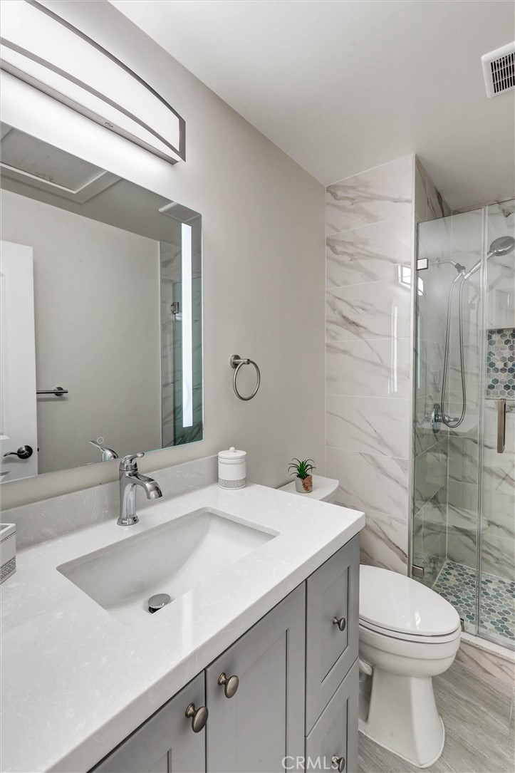 Residential for sale at 102 S Curtis, Alhambra CA featuring 6 beds and 5 baths