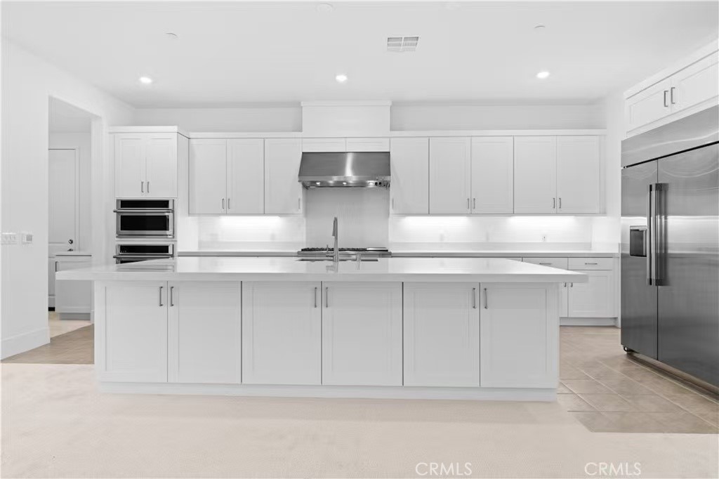 Residential Lease for rent at 258 Sora, Irvine CA featuring 4 beds and 5 baths