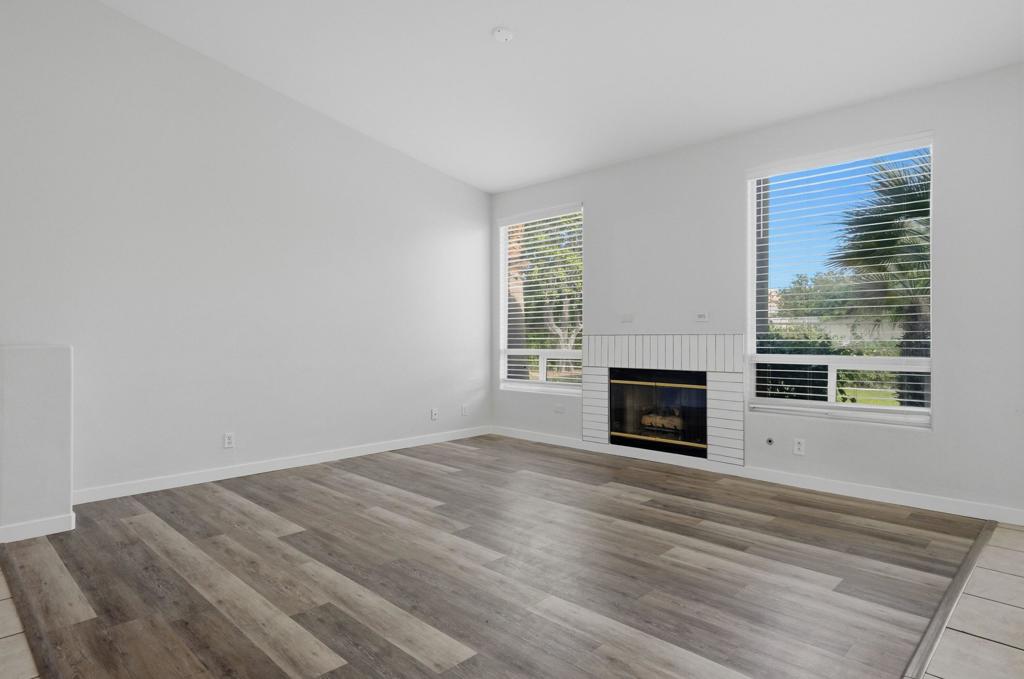 Residential for sale at 158 Via Tramonto, Palm Desert CA featuring 3 beds and 2 baths