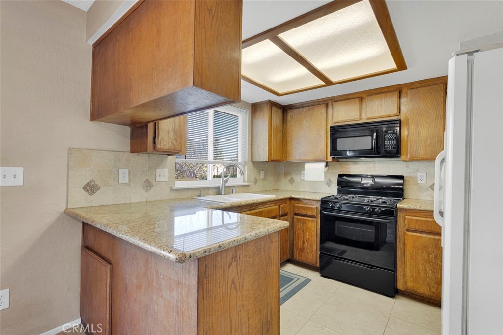 Residential for sale at 7859 Victor Avenue, Hesperia CA featuring 3 beds and 2 baths