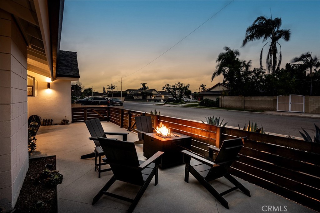 Residential for sale at 6172 Shields, Huntington Beach CA featuring 3 beds and 2 baths