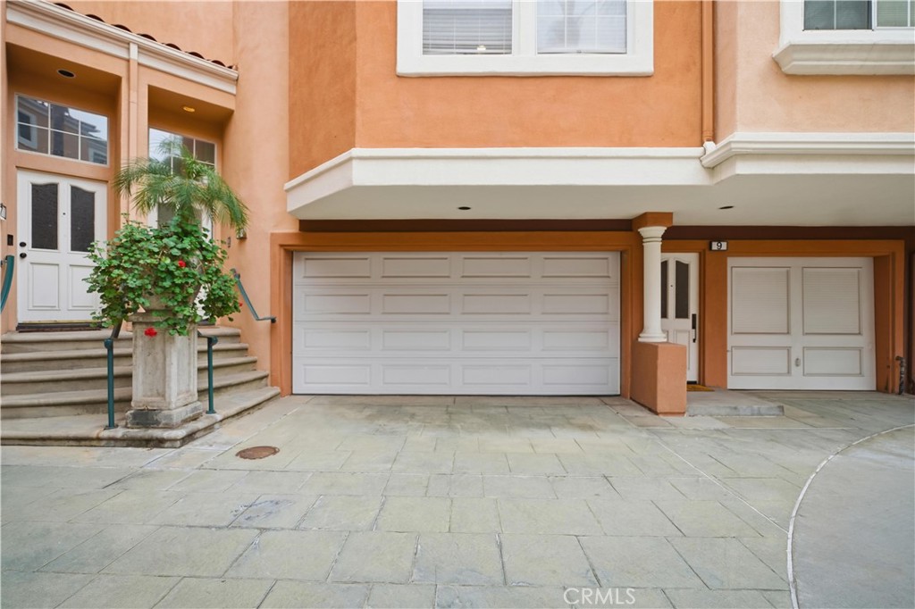 Residential for sale at 8 Cuzzano Aisle, Irvine CA featuring 3 beds and 3 baths