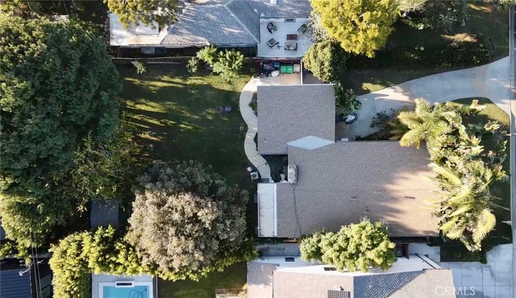 Residential for sale at 379 Walnut Street, Costa Mesa CA featuring 3 beds and 1 bath