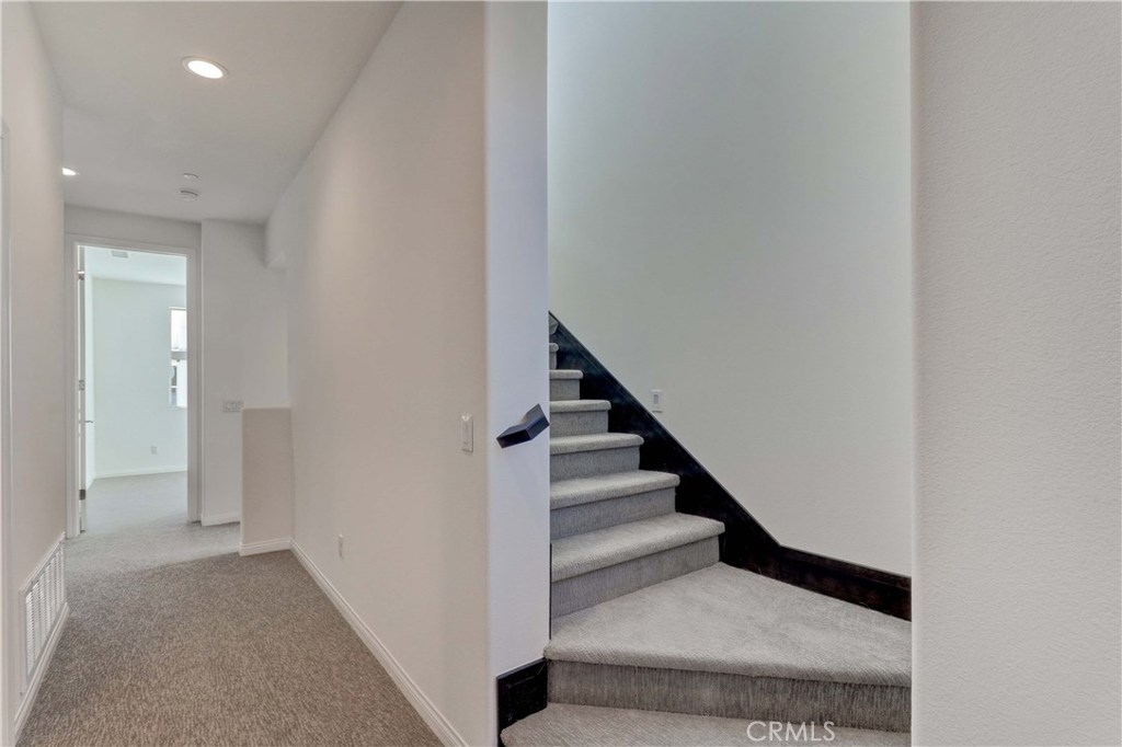 Residential Lease for rent at 130 spectacle, Irvine CA featuring 4 beds and 3 baths