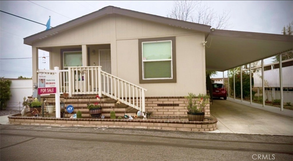 Manufactured In Park for sale at 655 E Main, San Jacinto CA featuring 3 beds and 2 baths