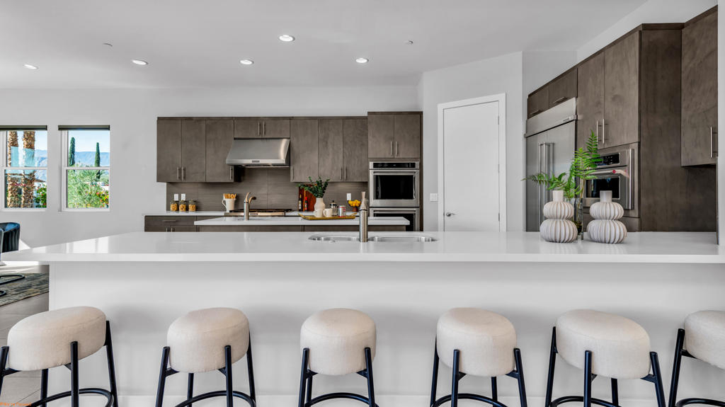 Residential for sale at 37 Alicante Circle, Rancho Mirage CA featuring 4 beds and 5 baths